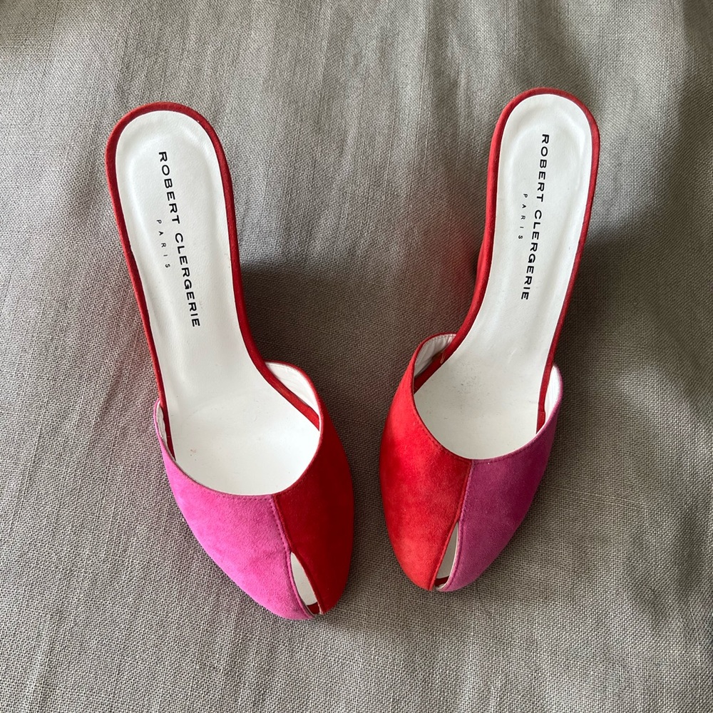 NEVER worn Vintage Robert Clergerie Suede Wedges. Sz 7.5 - Picture 2 of 3